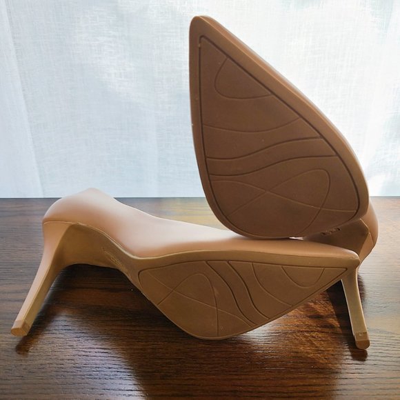👠 NWT Giani Bernini Stilettos 👠 Nude | Size 9 - Picture 3 of 4